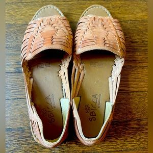 NEW without tag Sbicca flats